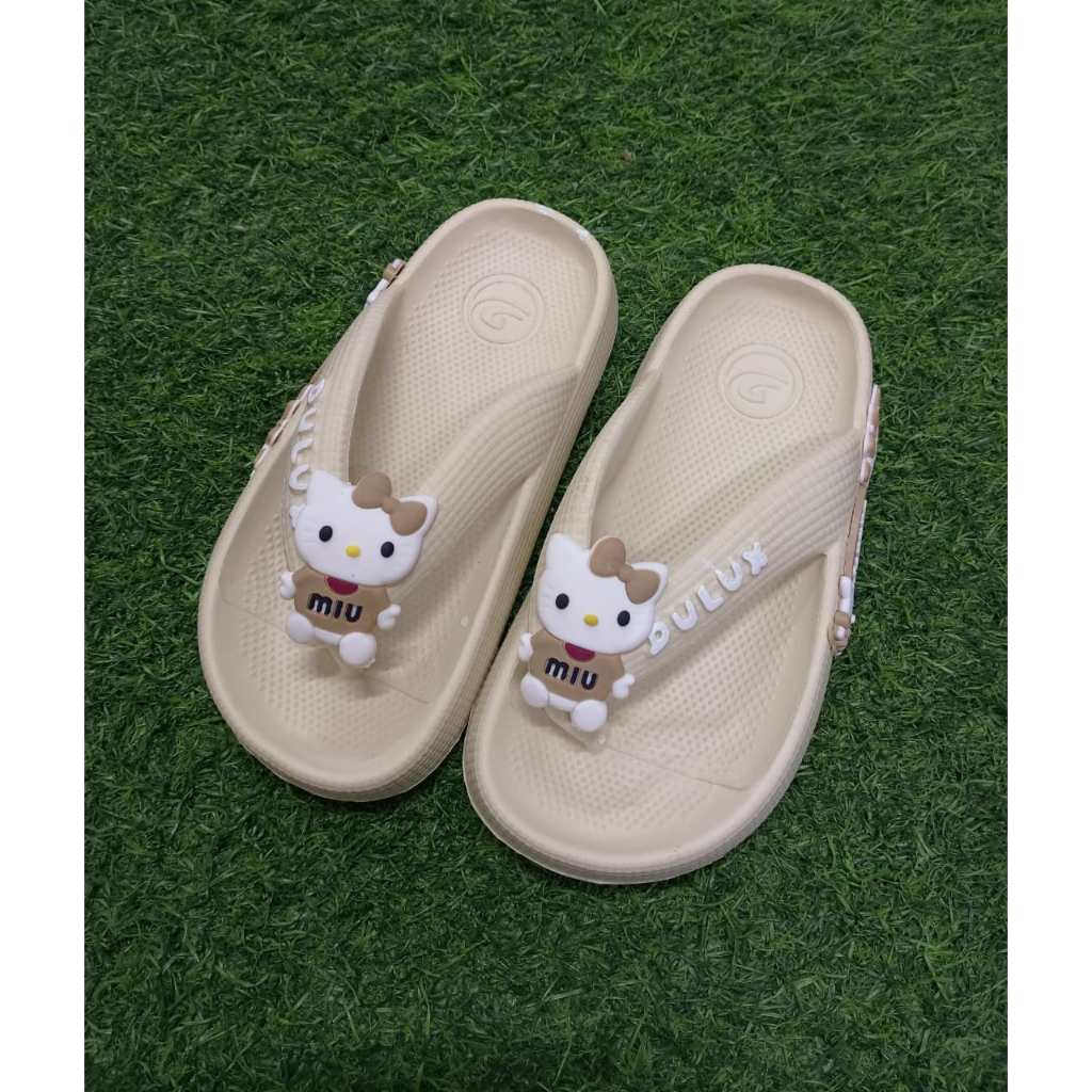 Dulux M 510 (D-1) Uk 25-30 | Sandal Jepit Anak Perempuan | Sandal Jepit Tempelan Hello Kitty | Sanda
