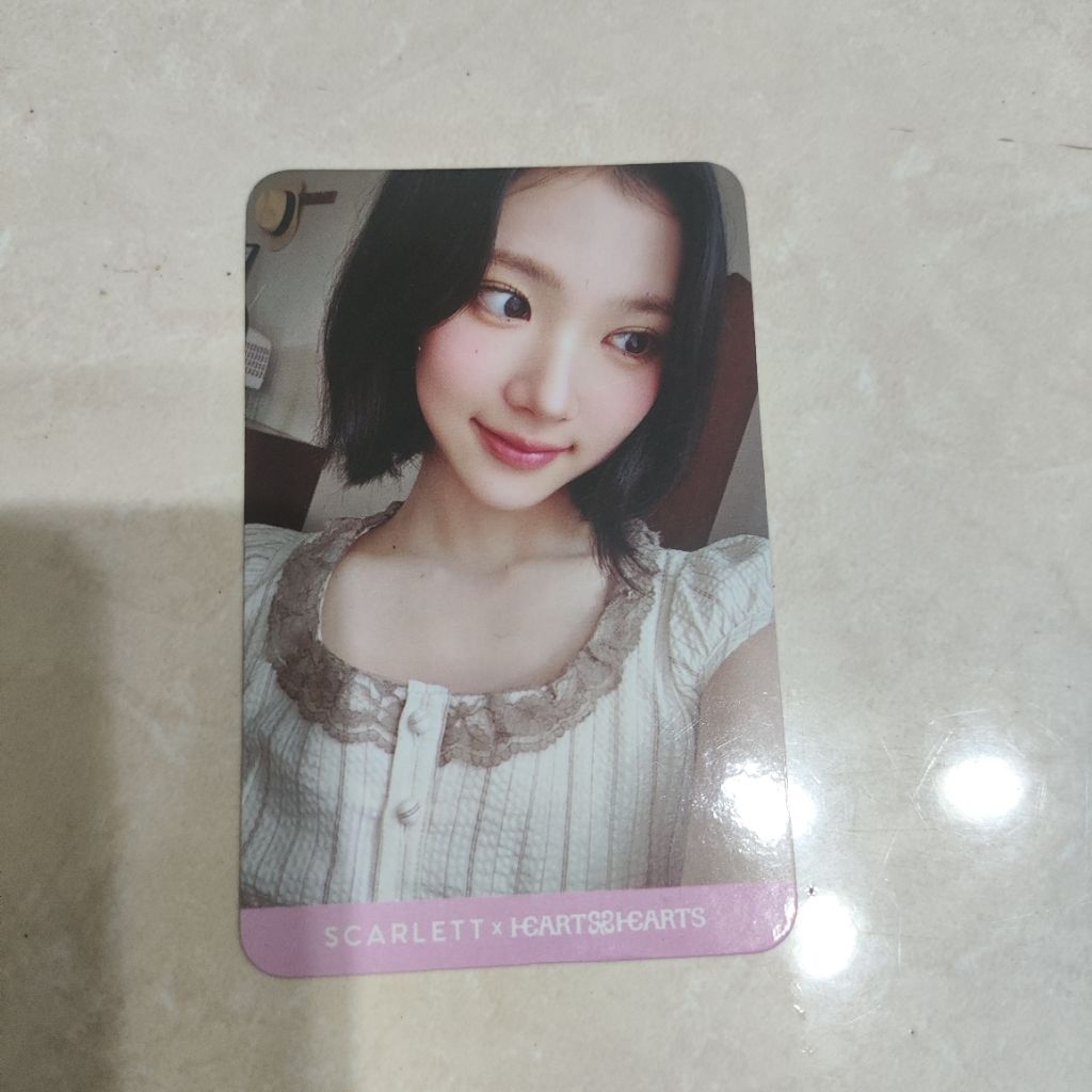 photocard jiwoo scarlett x hearts2hearts official