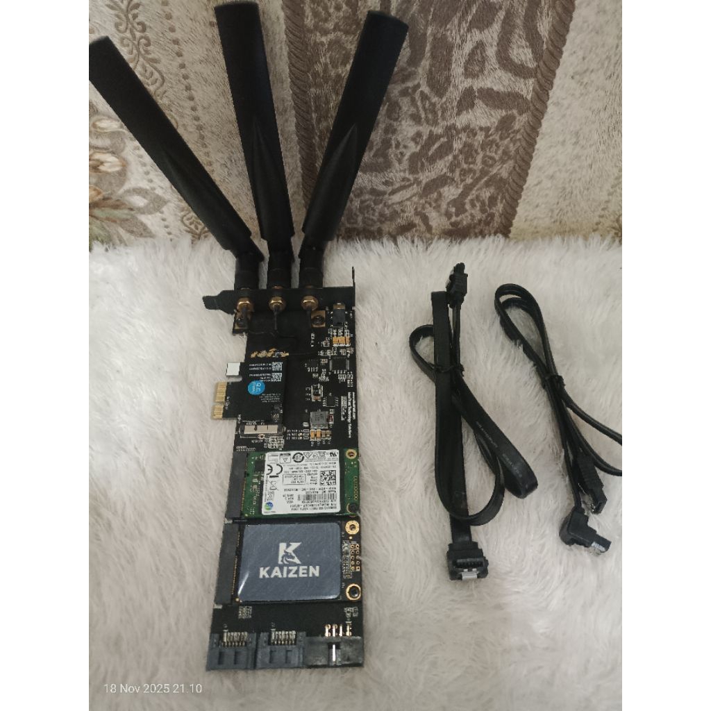 “PCIe Combo Card WiFi + MSATA Adapter + Built-in SSD Kaizen 256GB + Samsung 128GB”