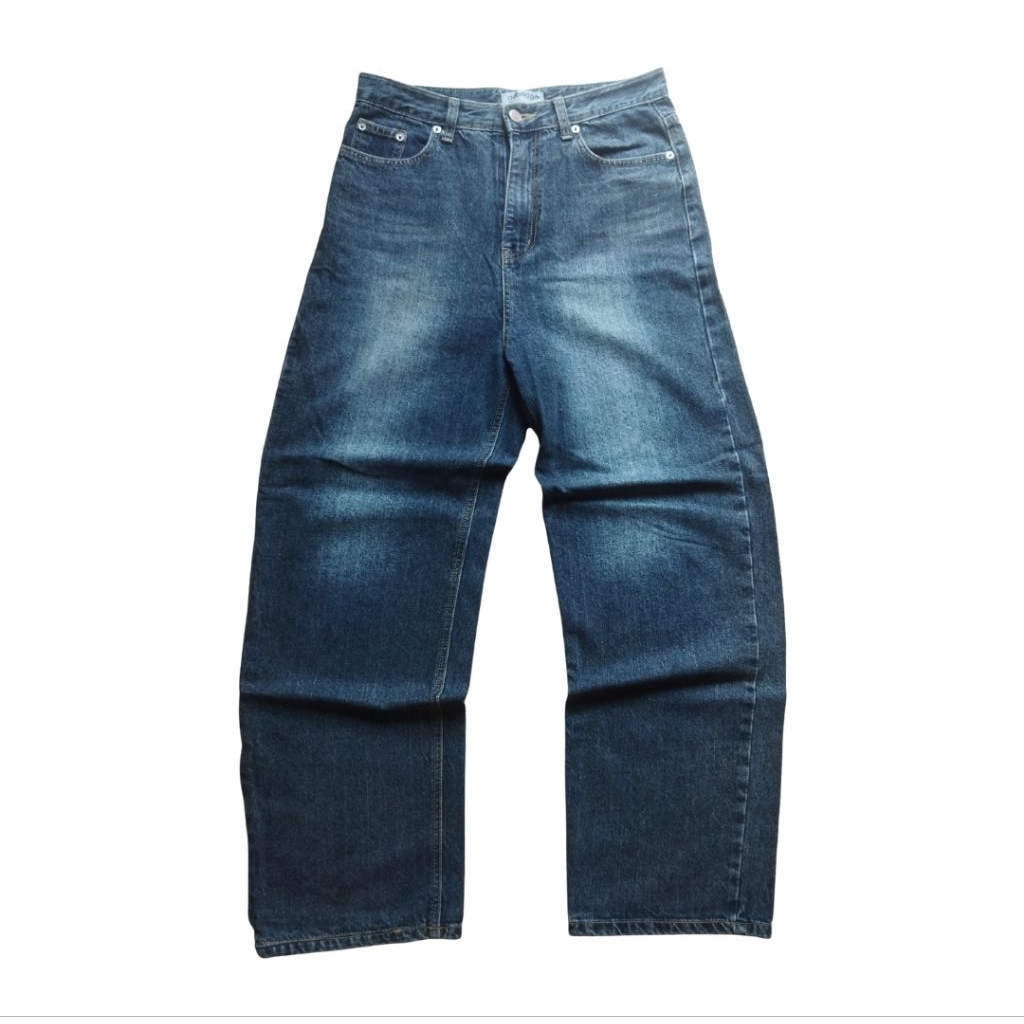Baggy jeans by ozbrigde, not jnco,fubu,sohk,tribal,wutang,dogtown