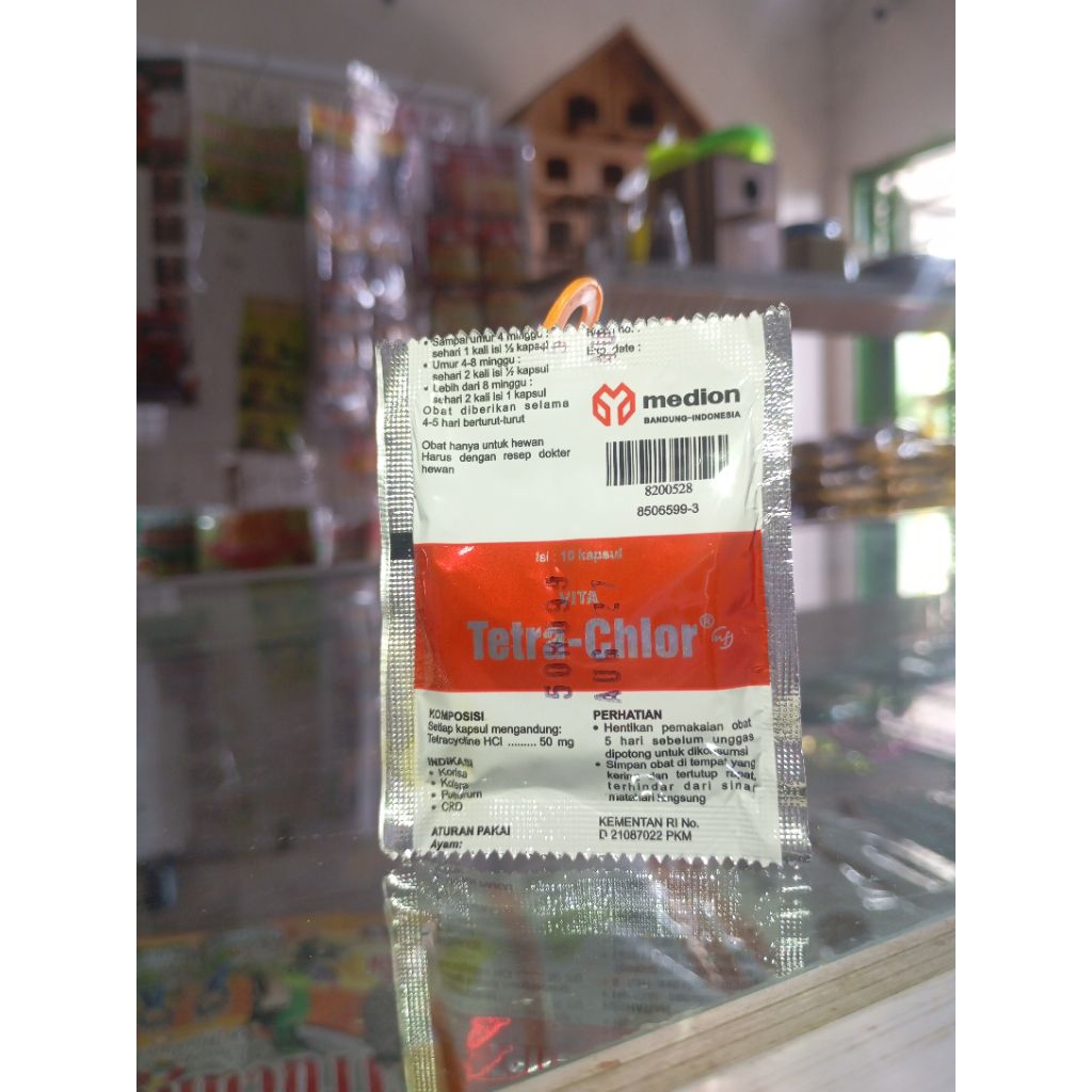 Medion Vita TETRA-CHLOR 50 mg untuk Ayam - TOKO PAKAN 99 - Obat Antibiotik untuk Kesehatan Ayam