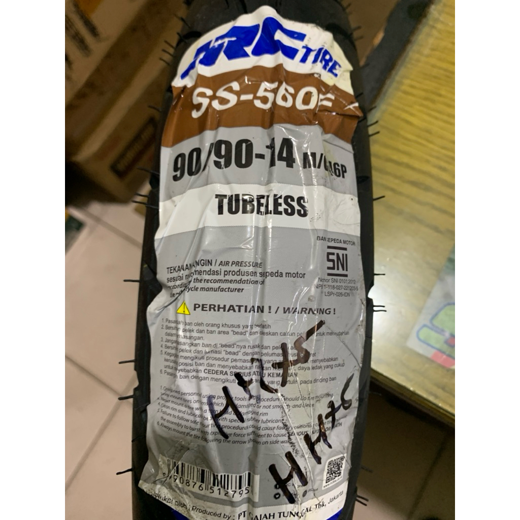 ( SS-560 F ) IRC SS 560  |  90/90 - 14 Ban luar Motor Matic TUBELESS