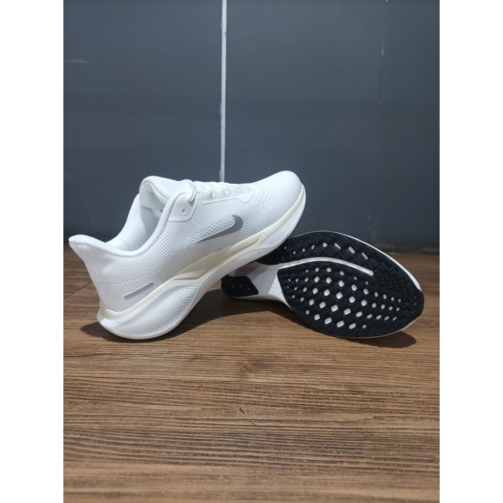 sepatu running Nike pegasus air zoom