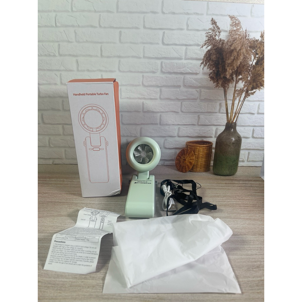 Kipas AC portable yang bisa duduk