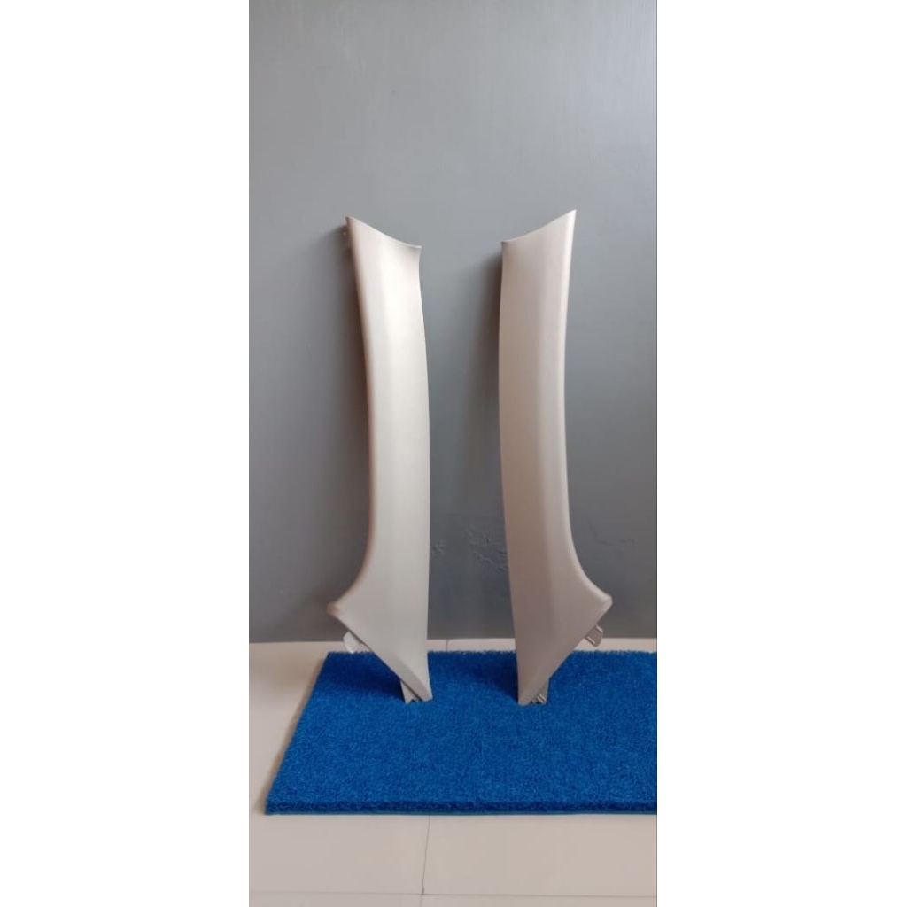 Pilar kaca depan R&L vios gen 2