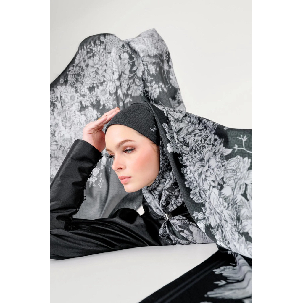 Limited Buttonscarves Florescent series (exclusive Malaysia)