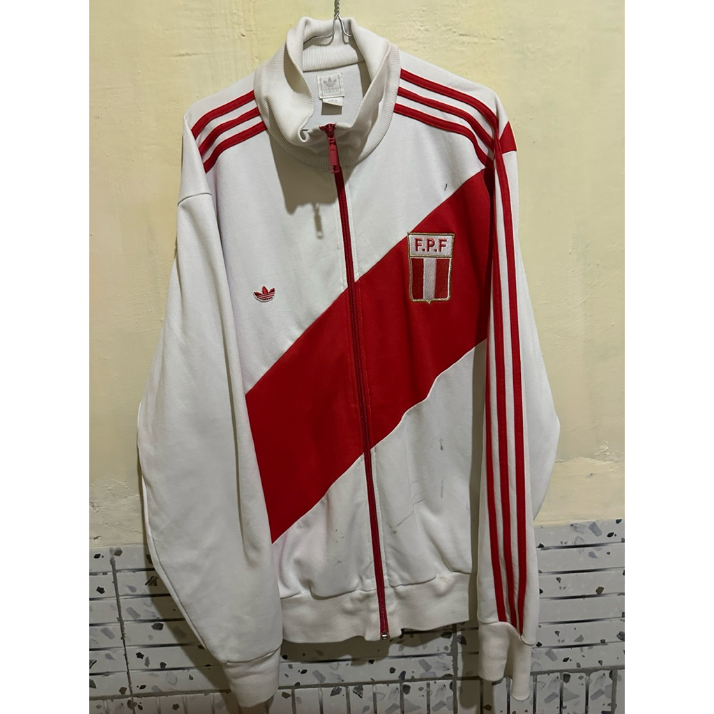adidas PERU vintage