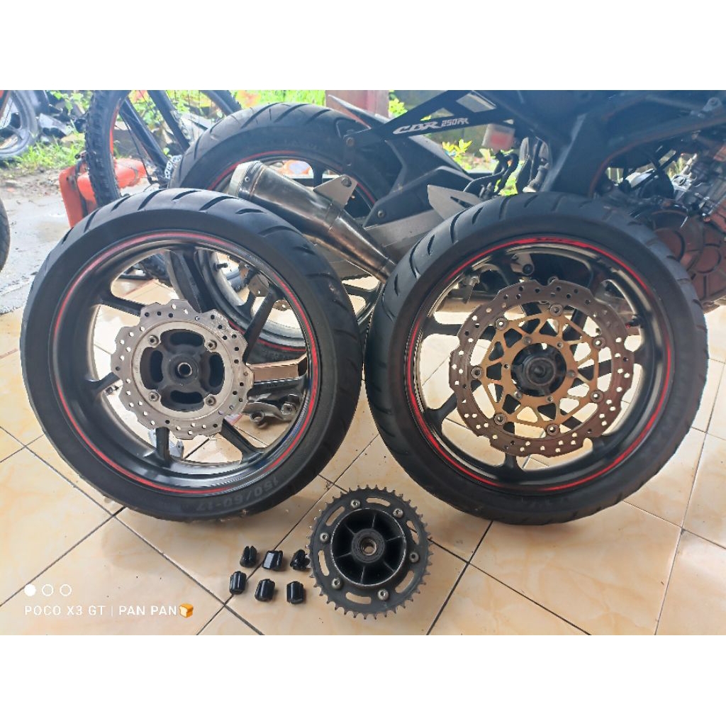 velg CBR 250RR set ban