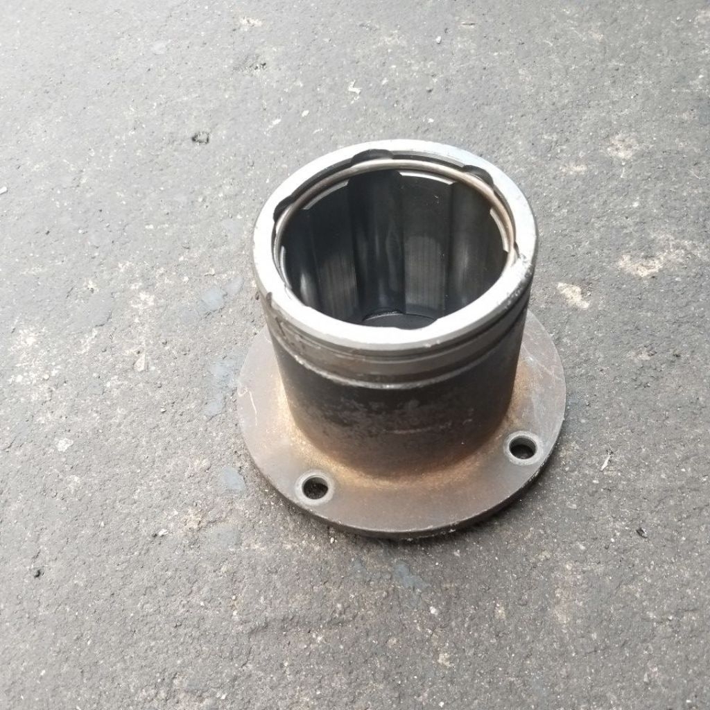 suzuki escudo 1600cc rumah belimbing as kopel belakang 4x2