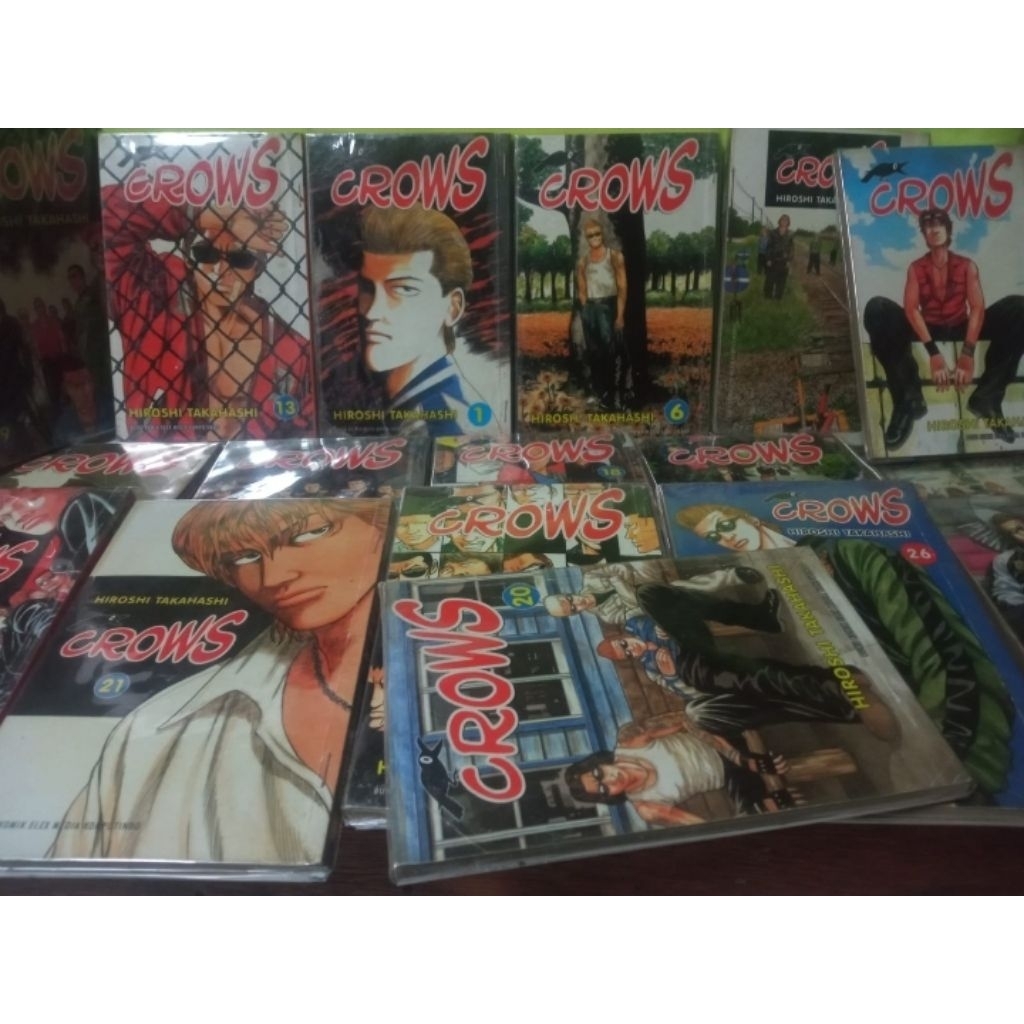 Komik Crows. Hiroshi Takahashi. Original. Preloved. Rp 15.000