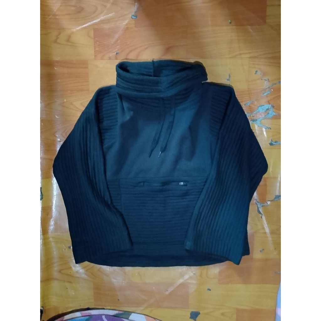 crewneck tnf