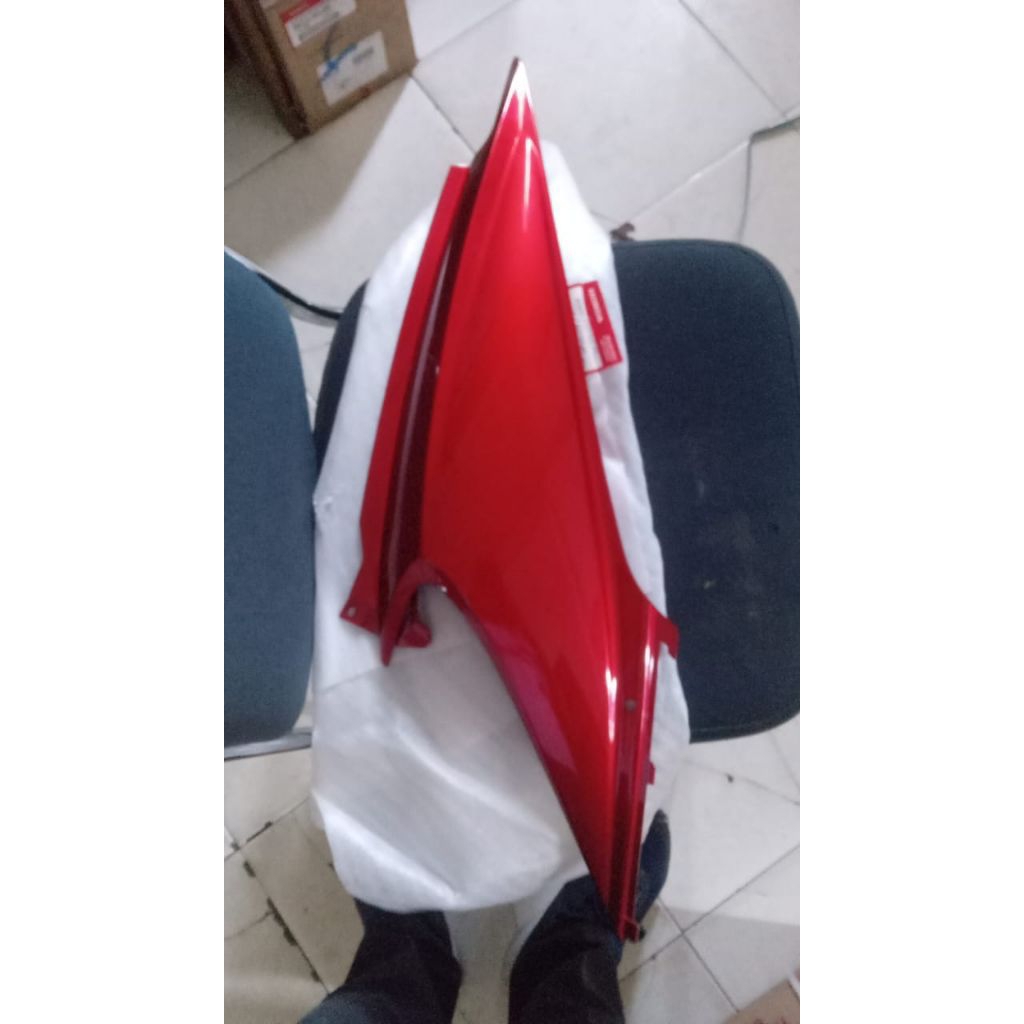83600KVY960CSR Body Belakang Kiri Beat Karburator Original AHM HONDA