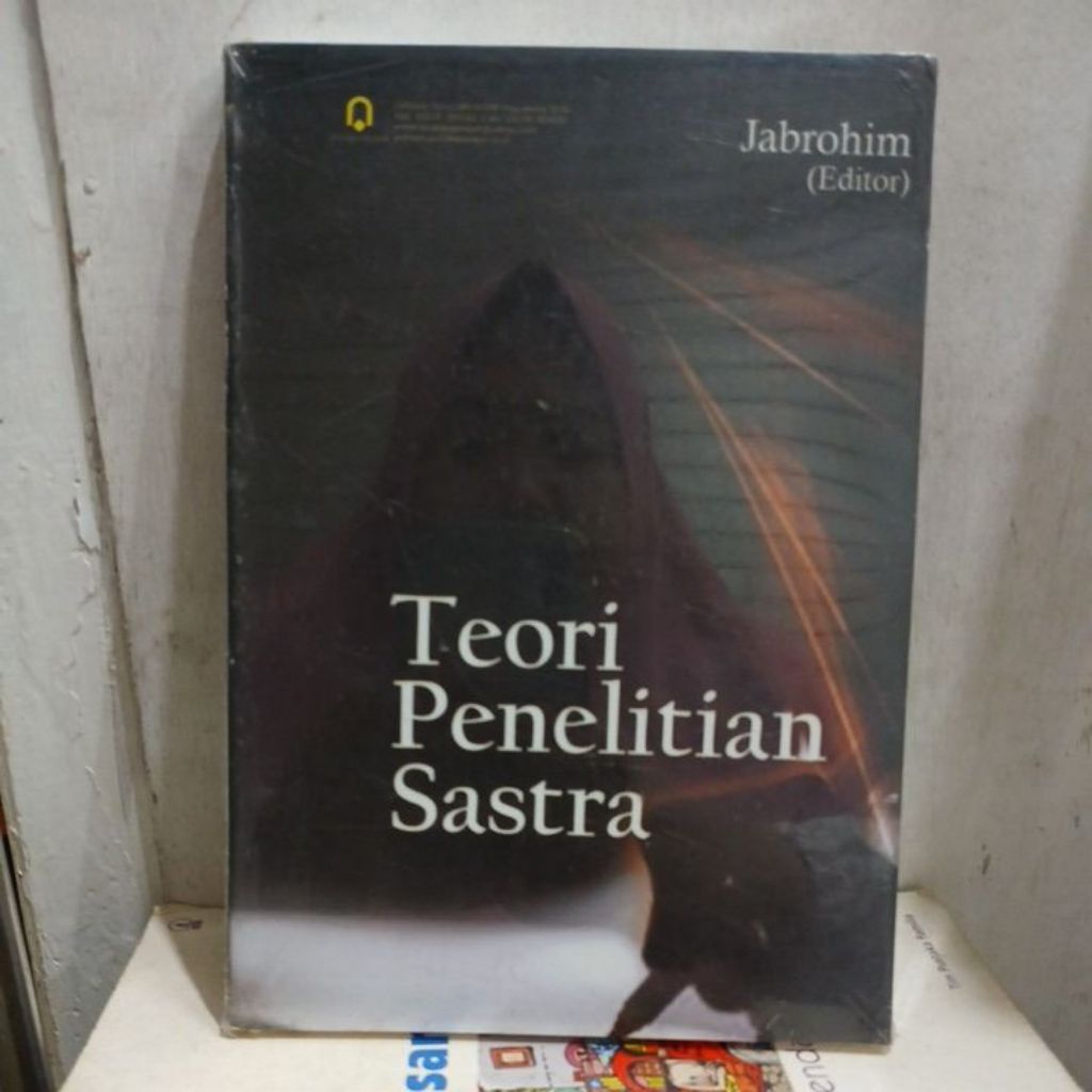 teori penelitian sastra