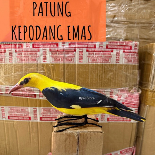 Patung Burung Kepodang Emas / Bincarung