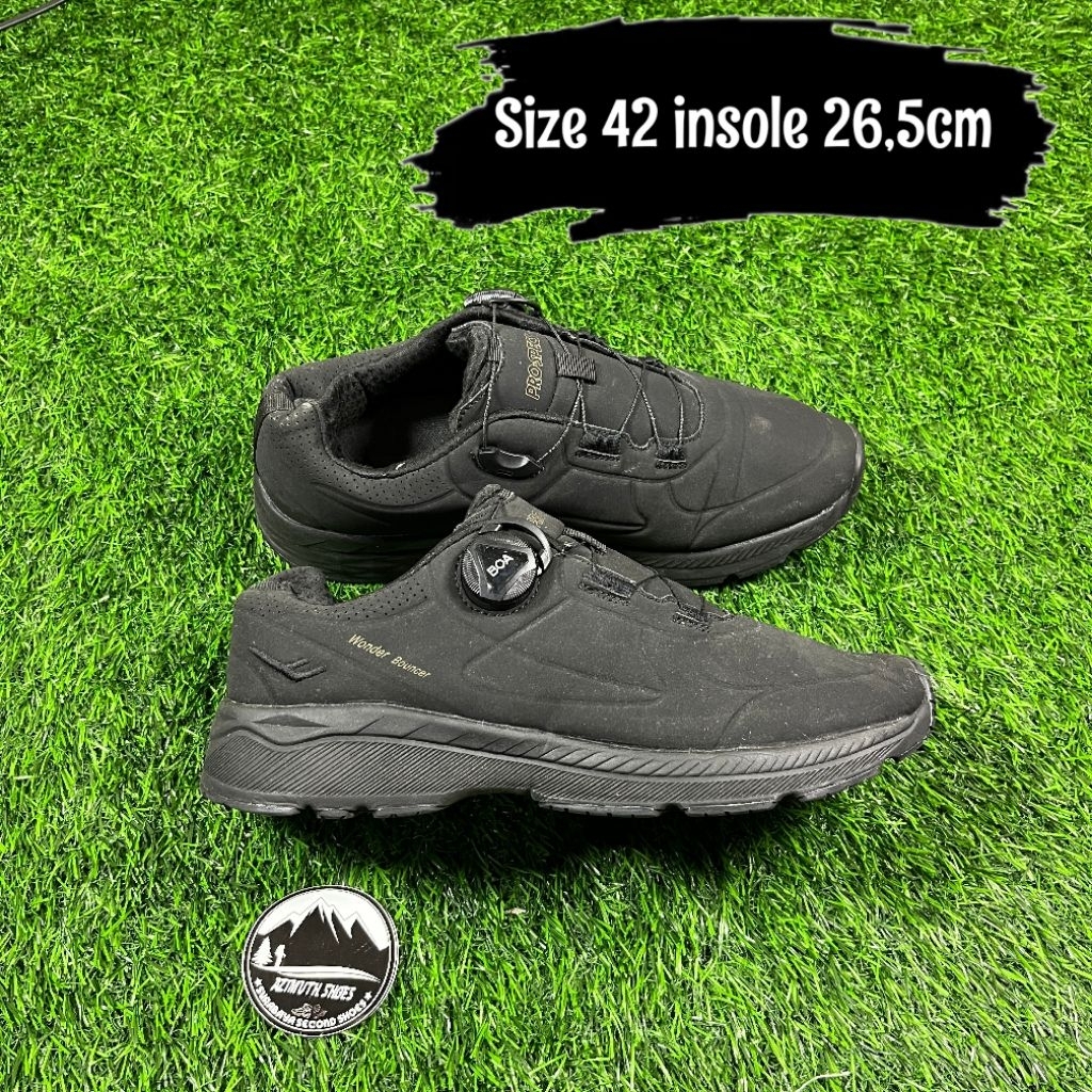 Sepatu Outdoor Gunung Hiking Prospecs Size 42