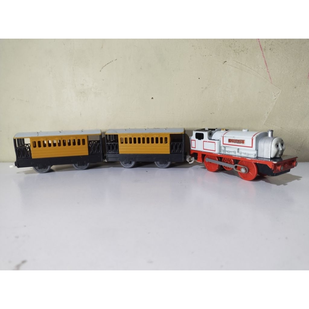 Kereta Thomas& Friends Tomy (Elektrik On)