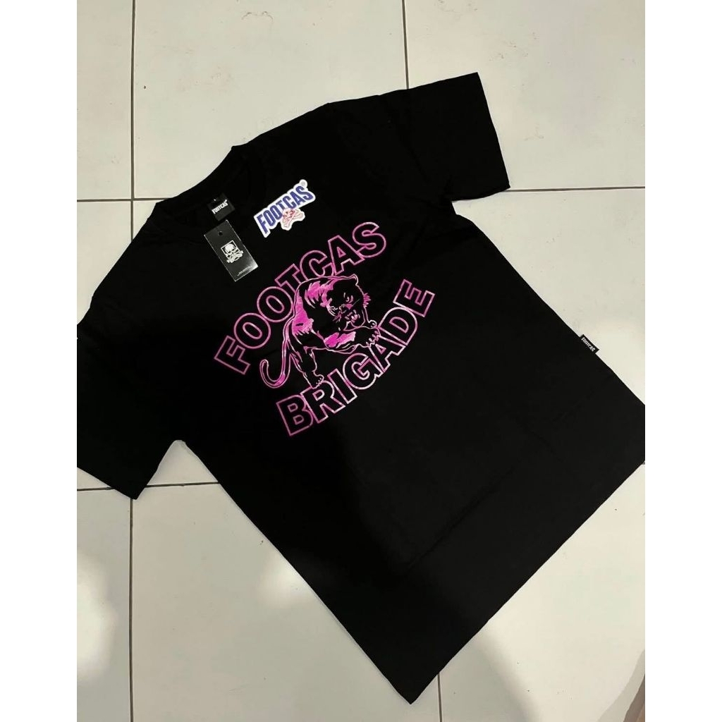 T-SHIRT FOOTCAS BLACK PINK