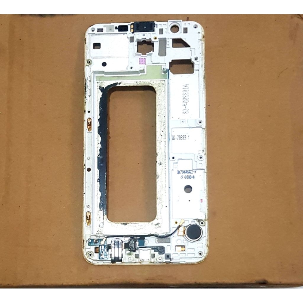 FREM ATU TATAKAN LCD SAMSUNG J7 FREM ORI99