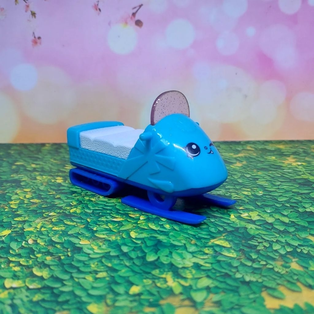 Preloved Mobil salju Shopkins Fashion Spree Moose ori