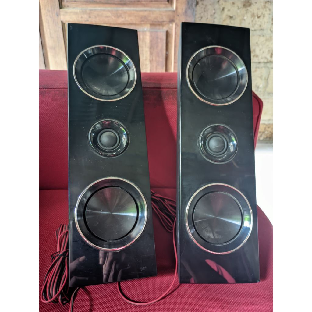 speaker home theater sharp sepasang SB-HP315
