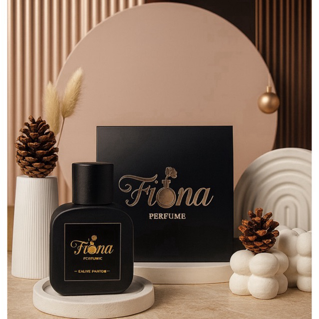 Parfum PARIS HILTON TAHAN 8-12 JAM