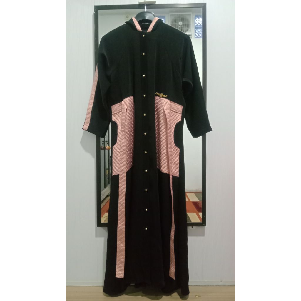 Preloved Abaya By Errinugaru