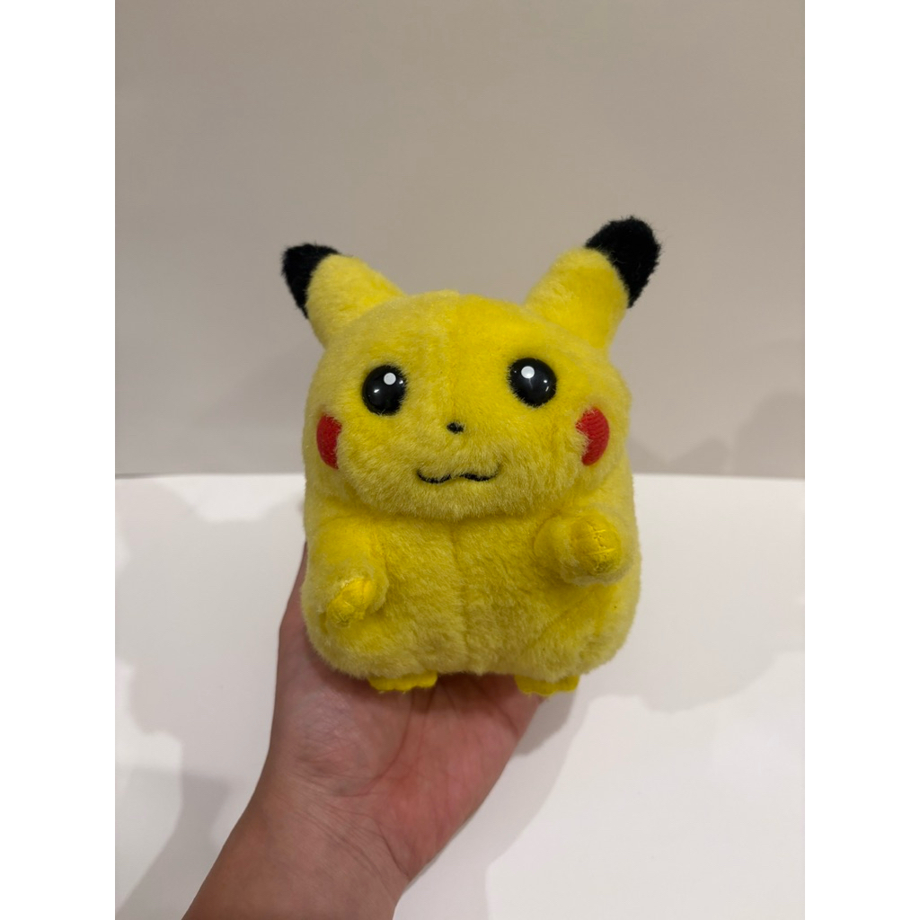 Rare C Pikachu vintage tomy plush 1998 squeaky tetot