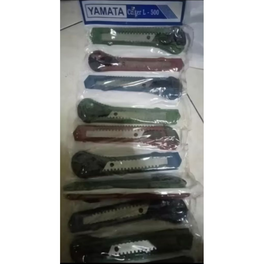 12 pcs kater besar - kater besar isi 12 pcs - pisau kater besar isi 12/ pisau kater renceng  - 1 ren