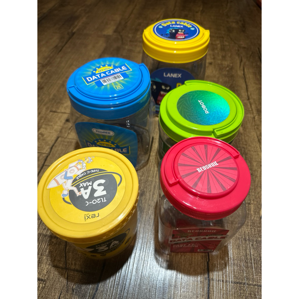 Toples Bekas Kosong