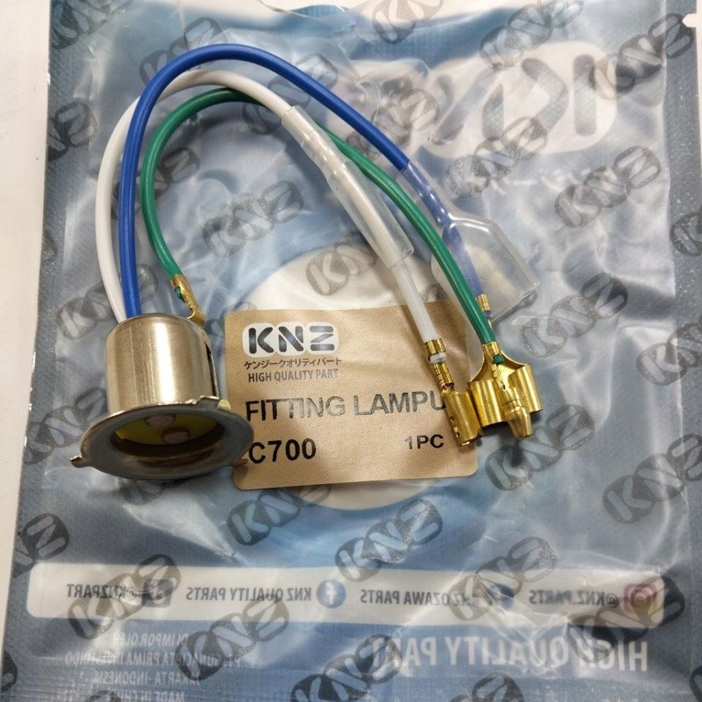 FITTING LAMPU DEPAN HONDA C700 KNZ