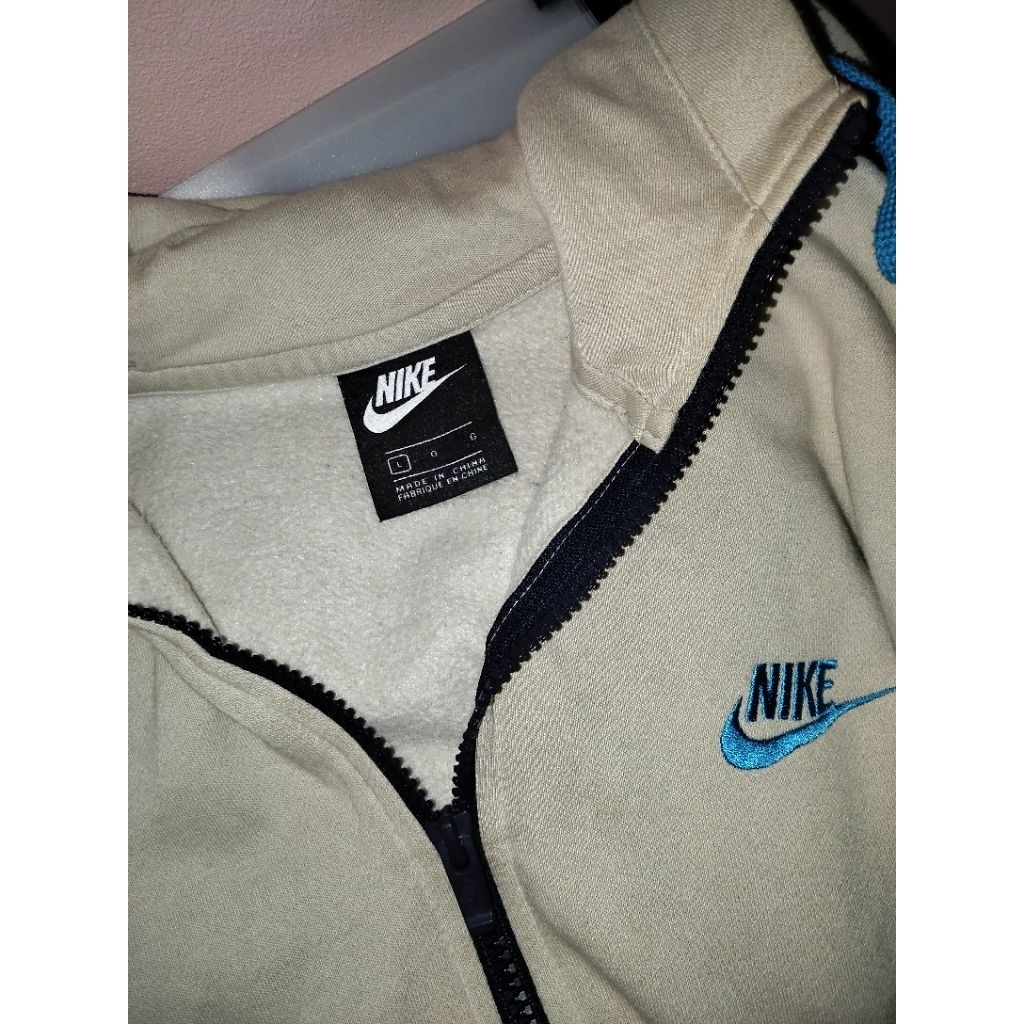 Hoodie Nike Putih Biru Preloved