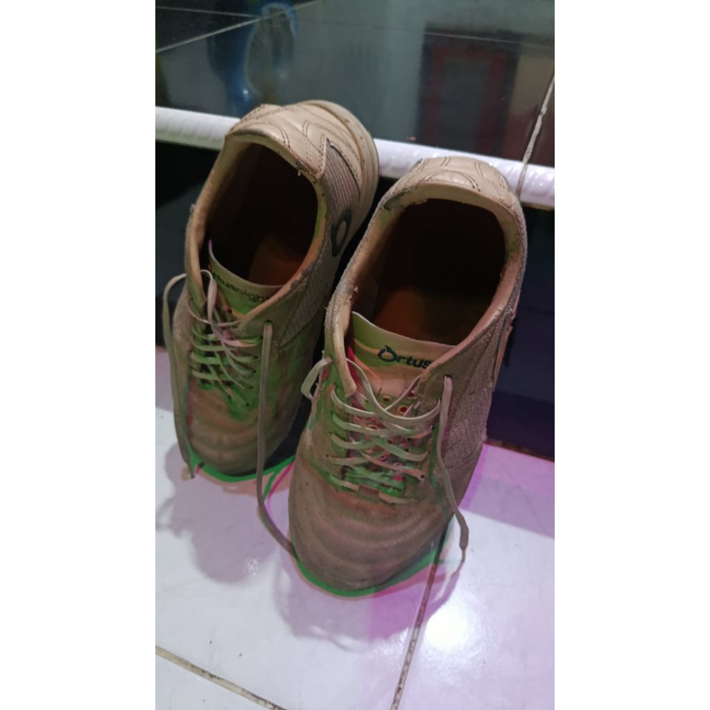 sepatu futsal jogosala nutmeg uk 44