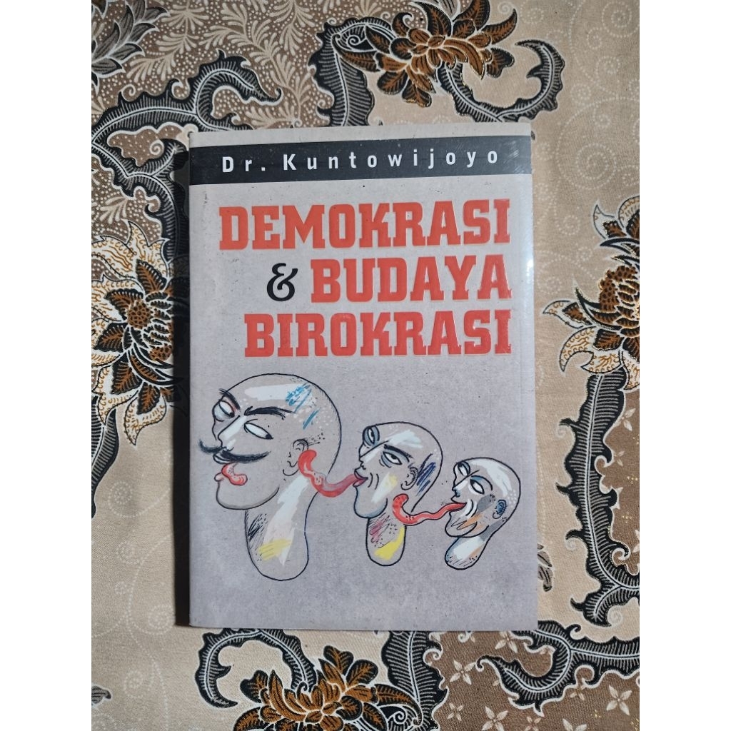 Demokrasi & Budaya Birokrasi