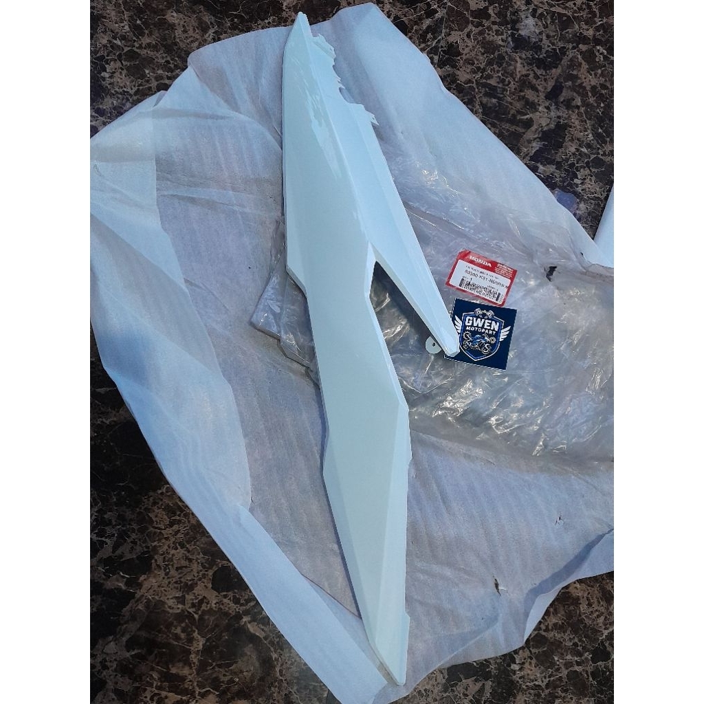 Cover Body Dek Bodi Samping Belakang Beat Sporty Esp K81 Rose White Putih Kilap 83500K81N00RSW 83600