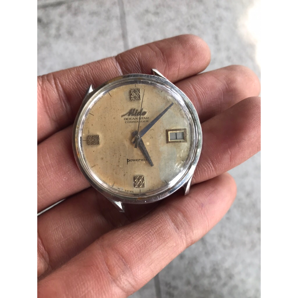 Mido ocean star commander