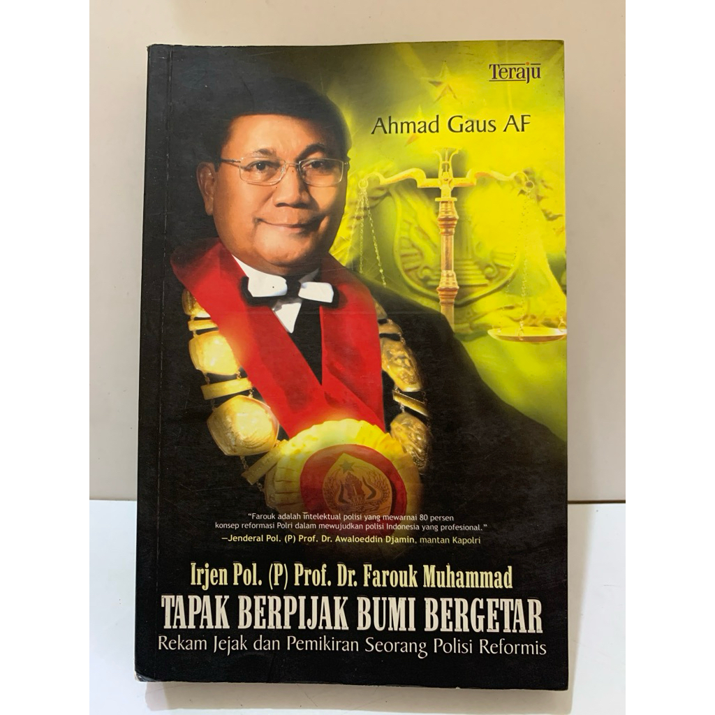 TAPAK BERPIJAK BUMI BERGETAR