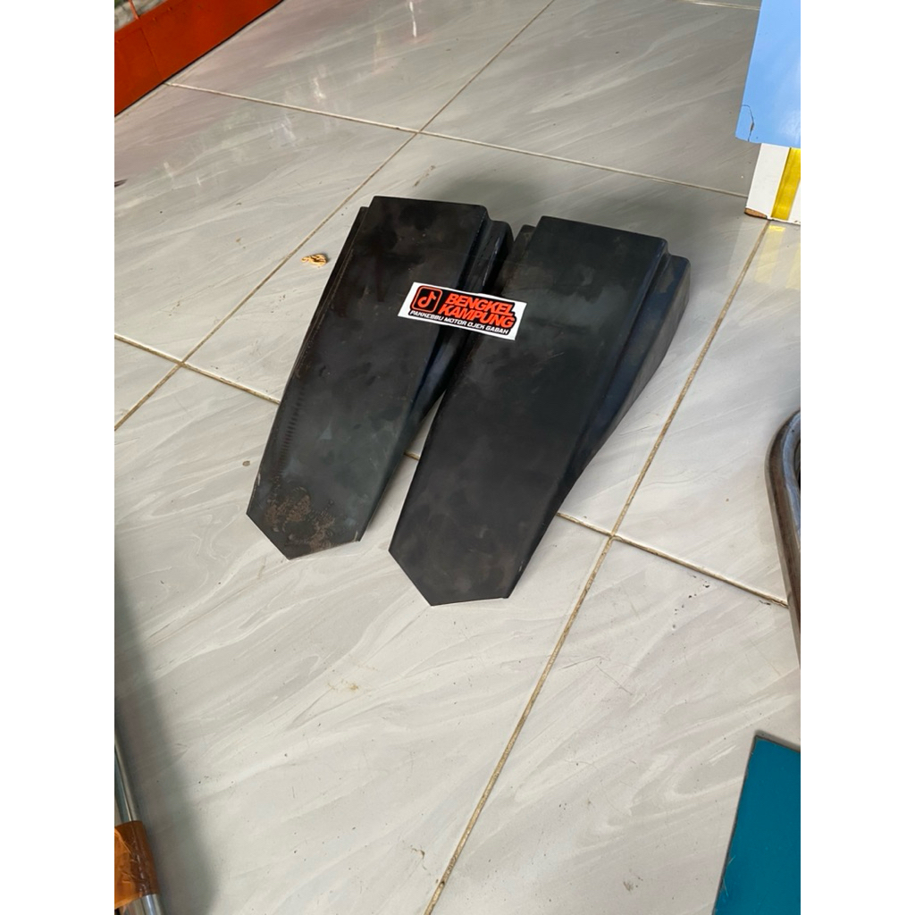 spakbor belakang motor ojek gabah plat besi hitam