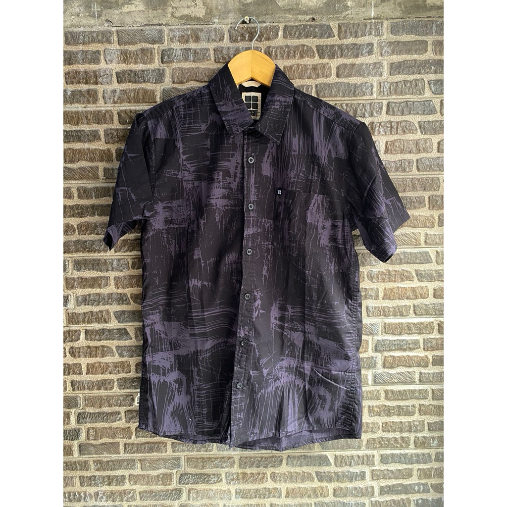 KEMEJA INSIGHT SALE ORIGINAL 100%