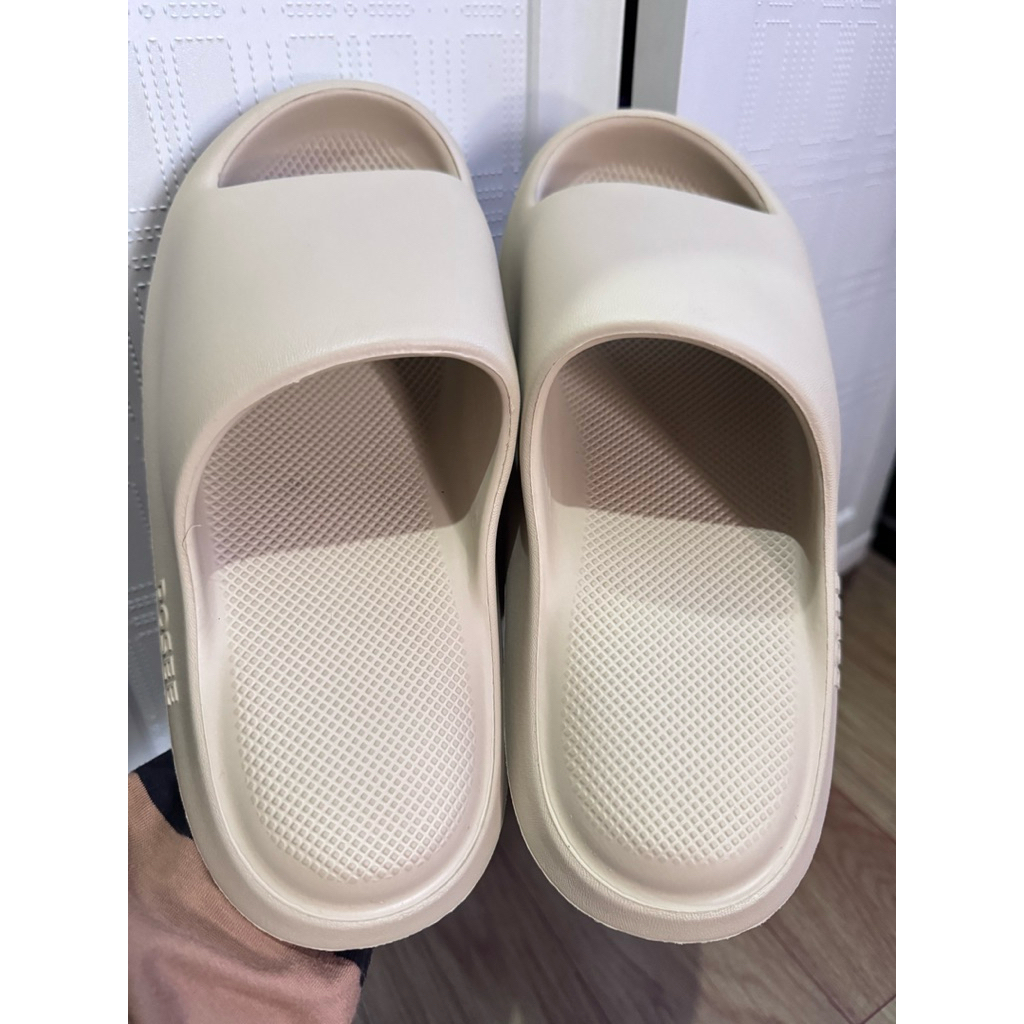 SANDAL POSEE ORIGINAL WARNA BEIGE