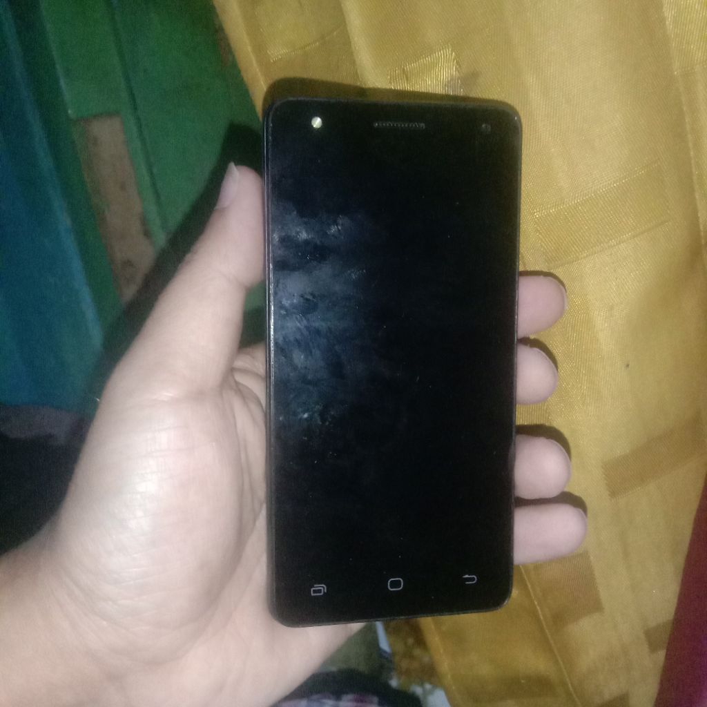 lcd touchscreen  andromax e2 plus b16C2g