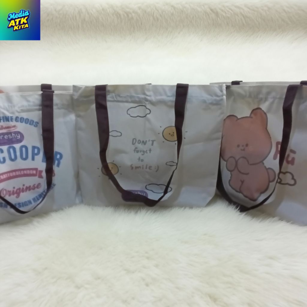 Totebag Tas Kanvas Wanita Lucu
