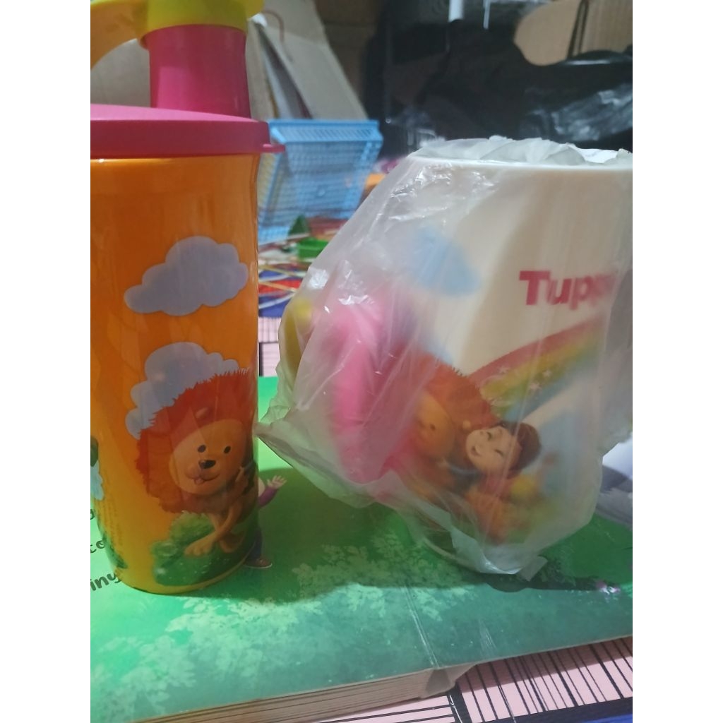 fun tumbler tupperware 260ml NEW