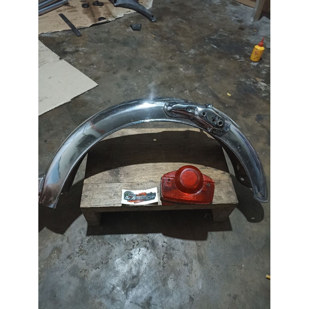 SLEBOR BELAKANG CB100 SET STOPLAM ORIGINAL