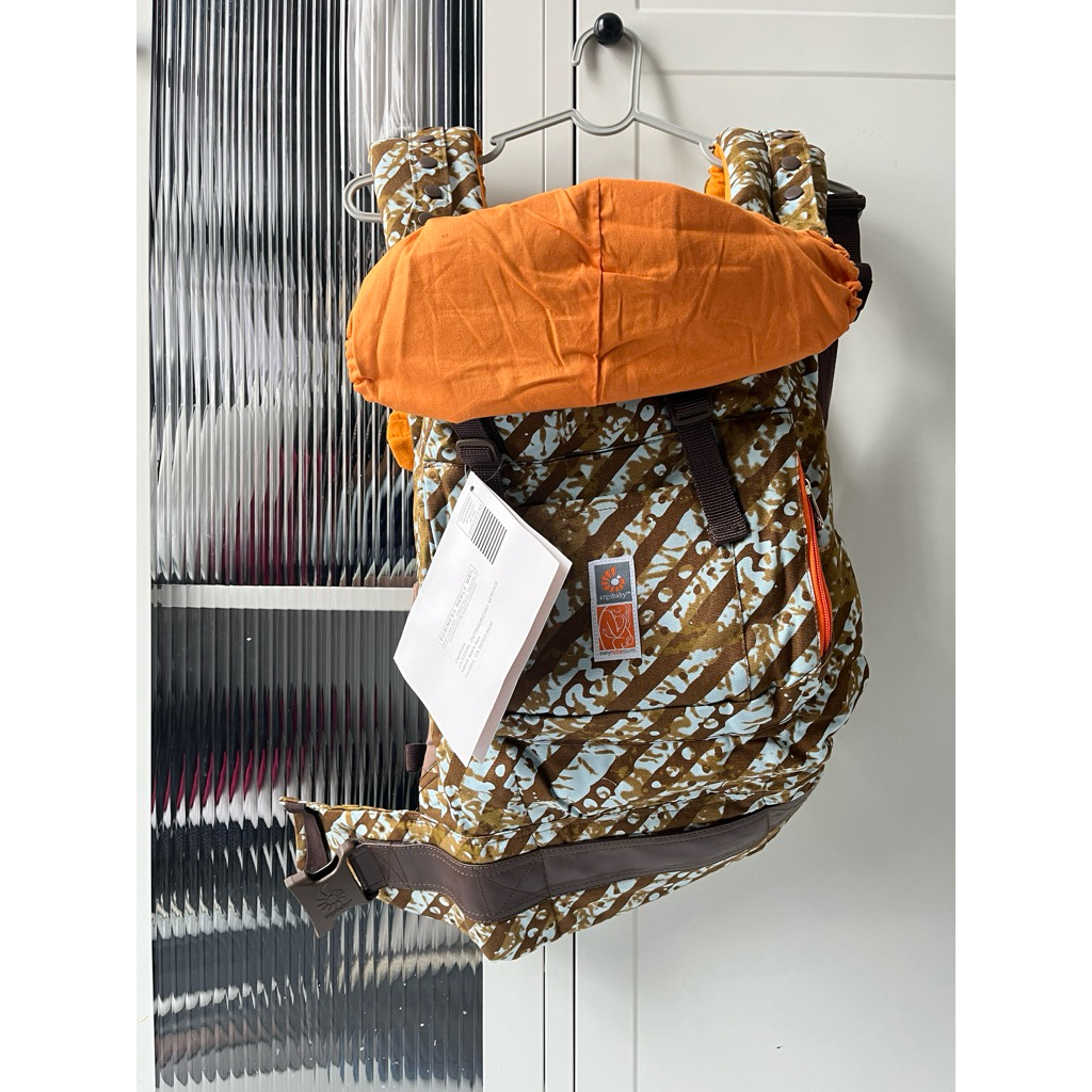 Ergobaby SSC tie Day