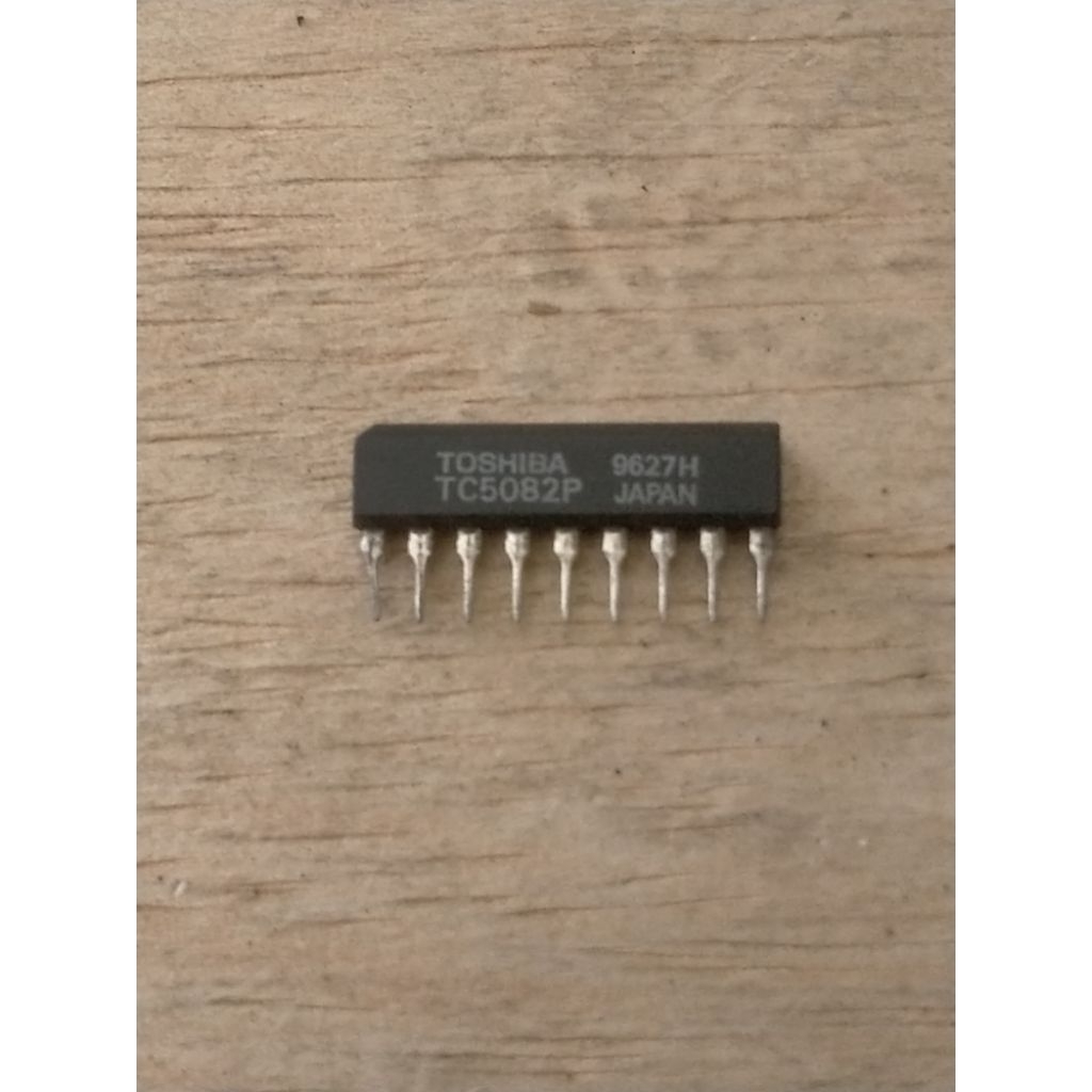 TC5082P TOSHIBA OCILATOR AND 12 Stage Devider