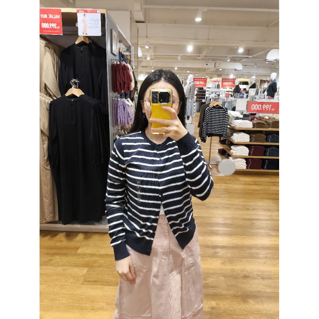 Cardigan UV Uniqlo ORIGINAL
