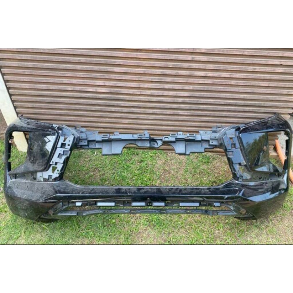 bumper depan pajero 2021 2023