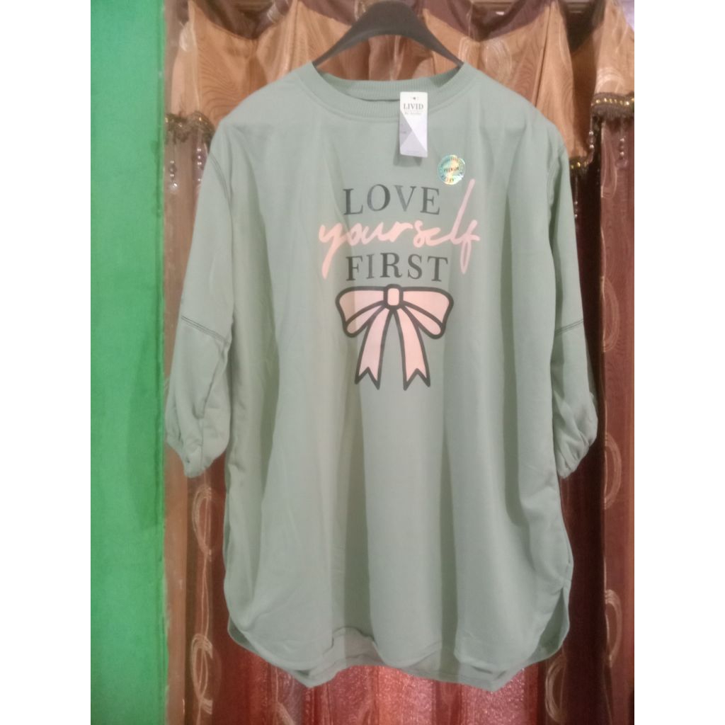 Tunik kaos lembut warna sage