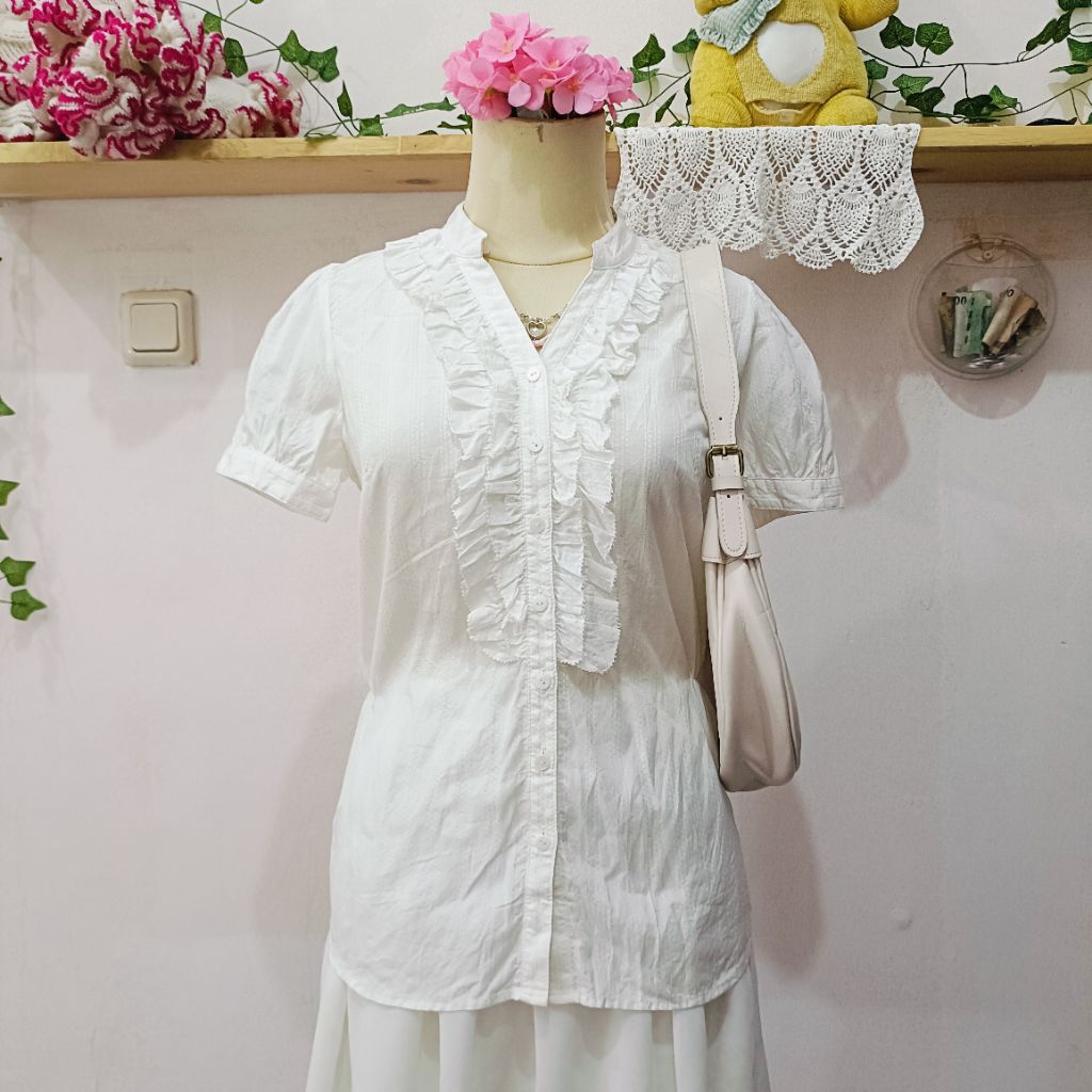Kemeja Ruffle Putih Crocodile Ladies | Coquette Kawaii | Harajuku Girly