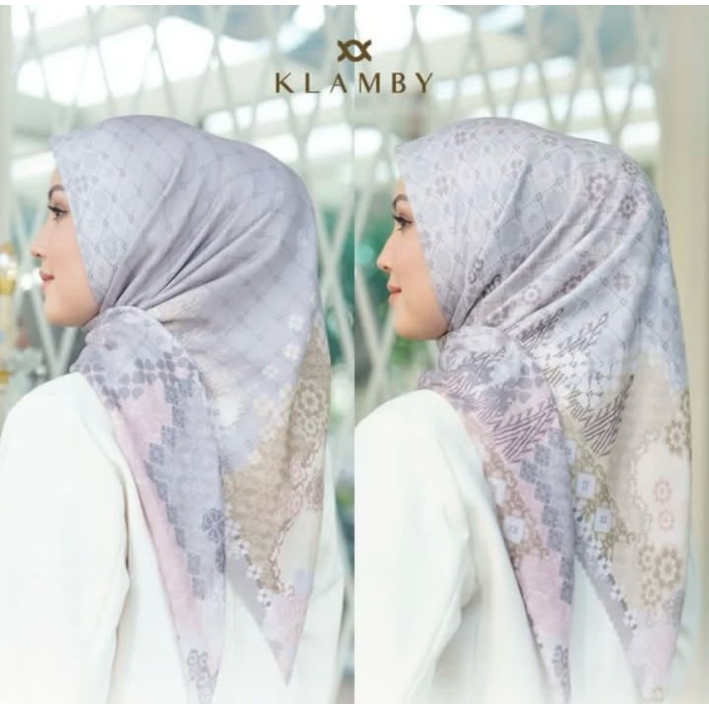 Preloved Wearing Klamby Scarf